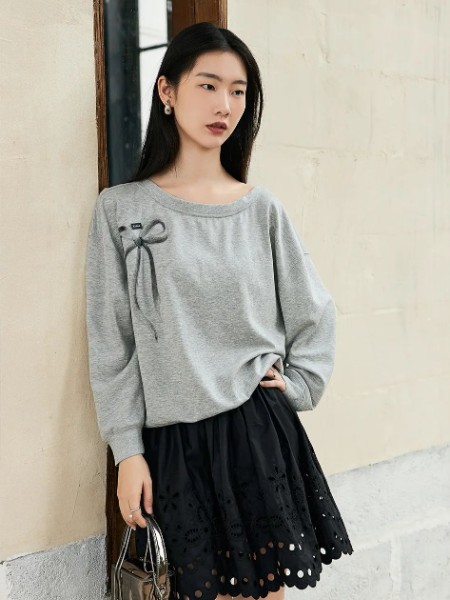 艾凸苏希女装品牌2025秋季新品