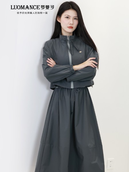 罗曼可女装品牌2025秋季新品