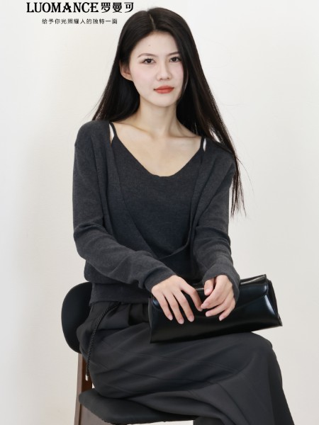 罗曼可女装品牌2025秋季新品