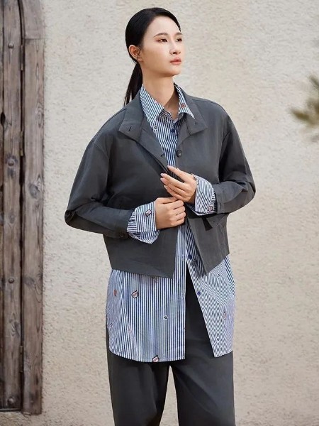 布伊轨道女装品牌2025秋季新品