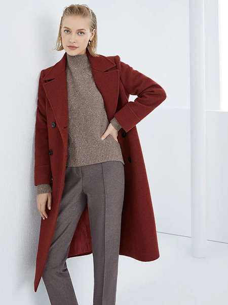 雅迪斯女装品牌2020秋冬红色翻领长款大衣